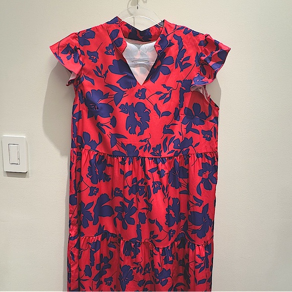 NWOT- Pink and Purple Floral Flutter Sleeve Tier Ruffle Midi Dress Size M - Picture 3 of 10